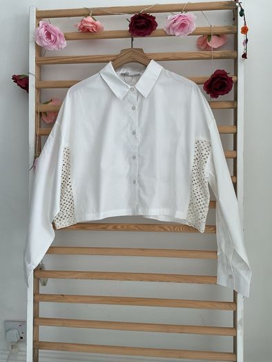 shirt bnwt white cropped shirt size 14 with crochet inserts