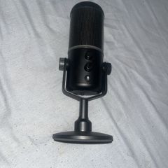 Razor seiren elite microphone