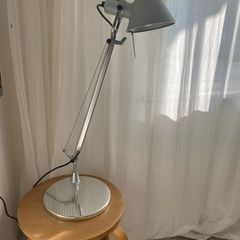 artemide tolomeo table lamp x2
