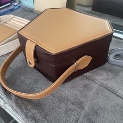 Jewellery box