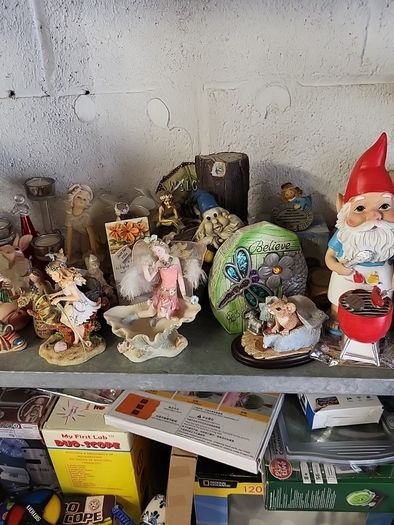 Collection of figurines 10e each