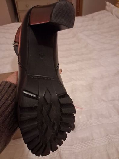 Lasocki black faux leather boot UK 6 new