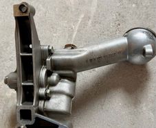 mercedes w124 oil pump