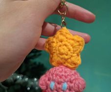 Crochet kirby keyring