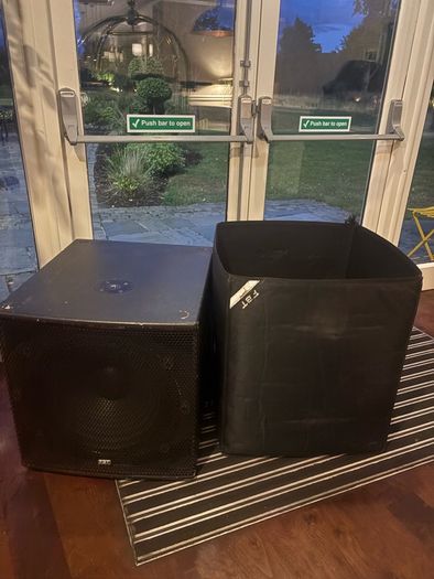 Active Subwoofers FBT Vertus CLA 118 SA