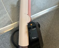 Dyson Airstrait