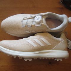 ADIDAS    golf shoes......size 6 NEW
