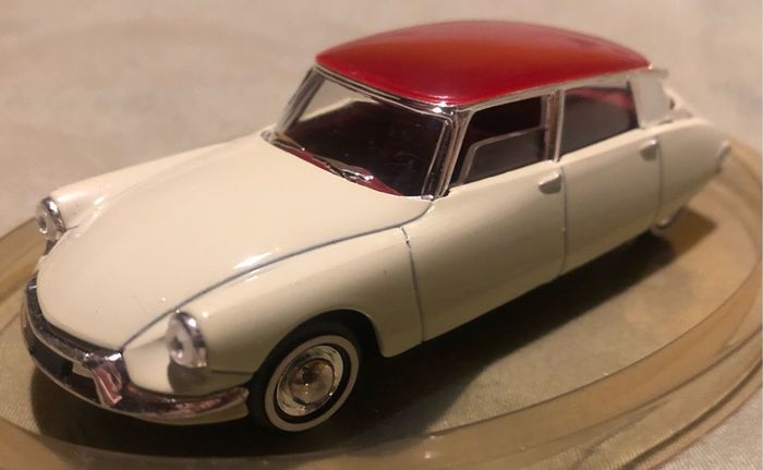 Solido Citroen DS19   1/43