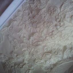 Ivory Wedding Dress