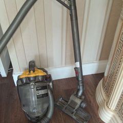 dyson hoover