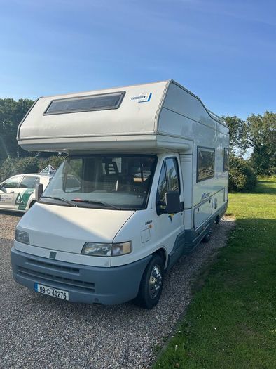 Camper