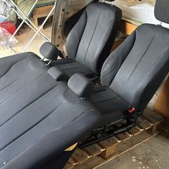 f30 seats