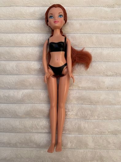 Shrek Princesses Princess Fiona Kung Fu Action Doll Dreamworks 2007 Used Her legs are a bit too lose Please see photos