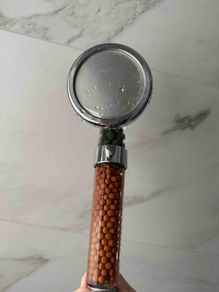Filtered shower head