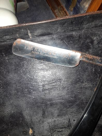 Rare 3 Antique Barber Cut Throat Razors in Case with 3 Razors, Postage Available on all my Items or Collection