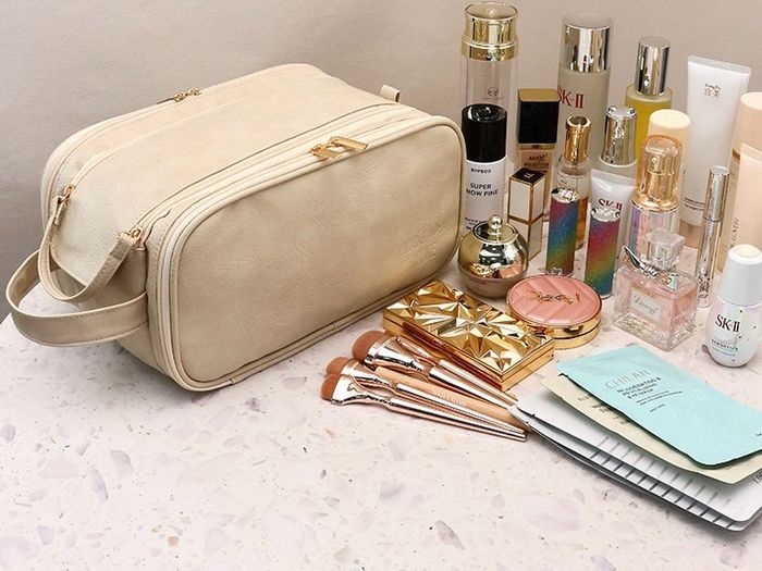 makeup bag travel organiser for skincare and makeup