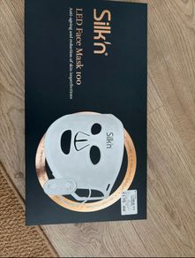 LED face mask