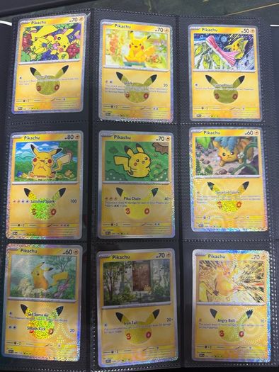 Pokemon Cards Binder + Poster 30th
