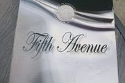 Stunn8ng New Fifth Avenue Photo Frame