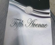 Stunn8ng New Fifth Avenue Photo Frame