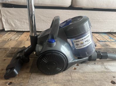 Russell Hobbs Vacuum Cleaner