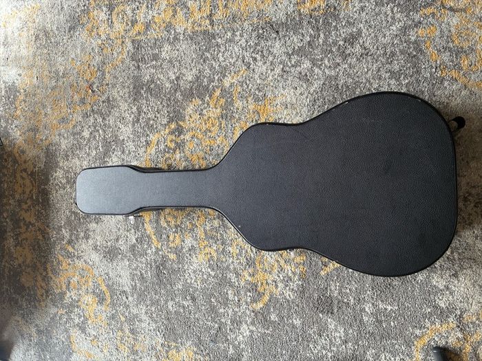 sigma semi acoustic guitar