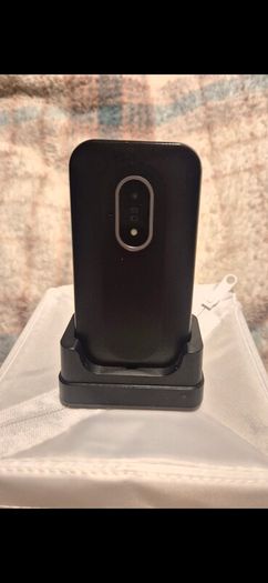 Doro Leva L20 Flip Phone