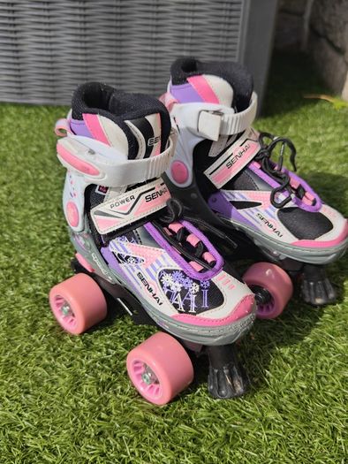 Adjustable Rollerskates XS(29-32)