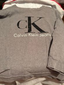 ladies sweater Calvin Klein