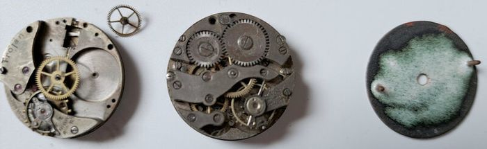 Lot of 26 x Wristwathes and Dials for Parts or Repair