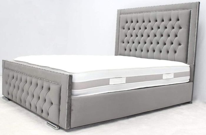 Double Small Double 4ft 4ft6 Ottoman Storage Beds