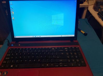 Acer Aspire 5736Z, Red, 3GB Ram, 500GB HDD, Windows 10, Pentium Dual Core CPU, 2.3GHz, Microsoft Edge, Chrome