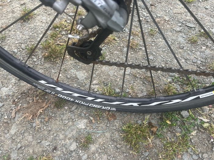road bike feather weight