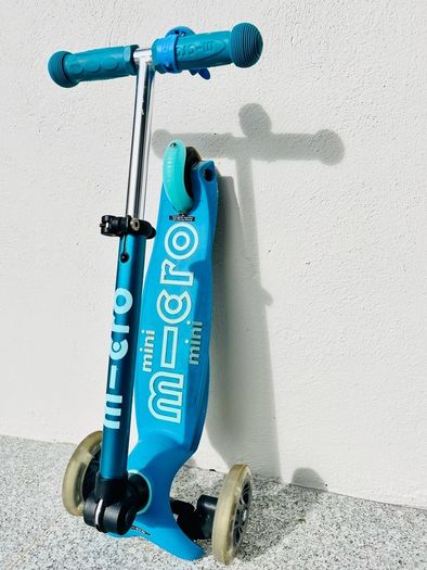 Micro Mini Foldable LED Scooter