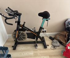 Spin bike