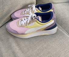Puma trainers
