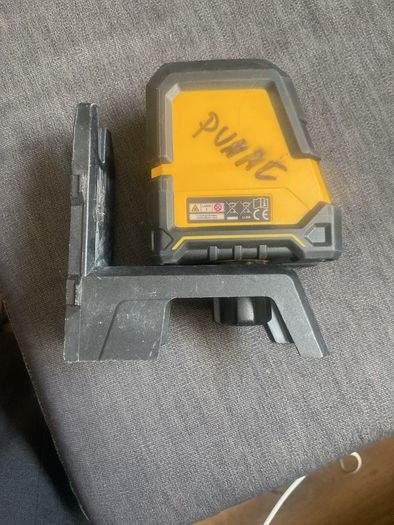 green beam self-levelling cross line laser