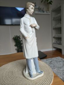 Lladro / NAO Porcelain