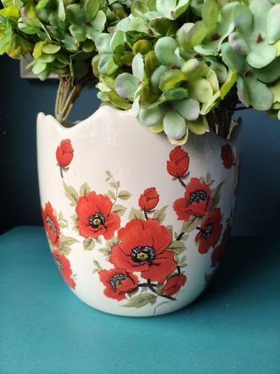 Ballyporeen Planter