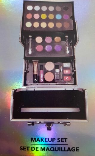 brand new make up set