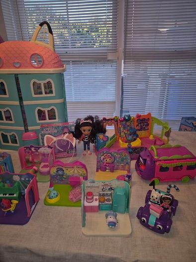Gabbys Dollhouse Collection
