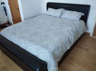 5ft sleigh bed