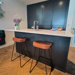 bar stool