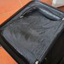 Cabin suitcase Image 9