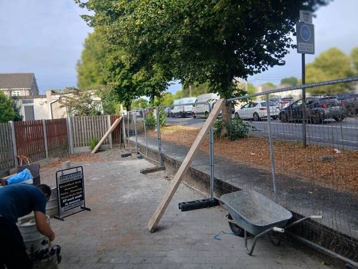 builders harris fencing x4
