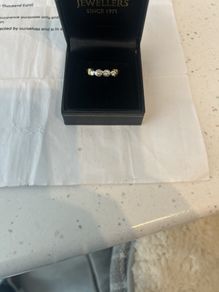 diamond 18 karat gold ring