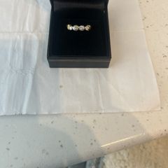 diamond 18 karat gold ring