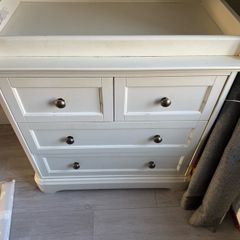 Mamas and papas Changing Unit