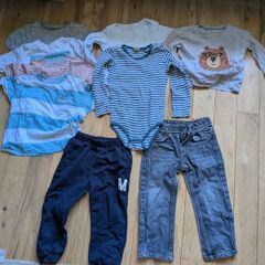 Boys clothing bundle in size 2 to 3 years