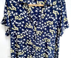 Navy jersey-like shirt UK 20